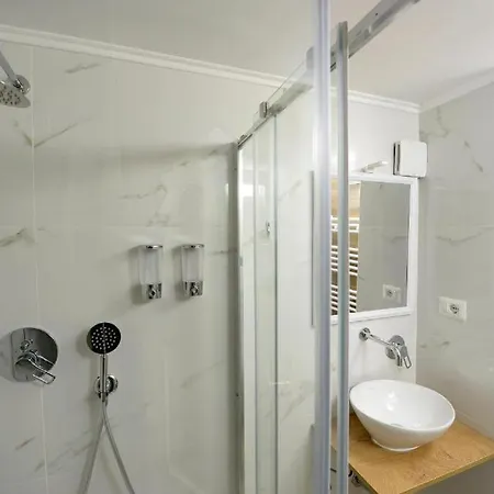 Casa * Róma